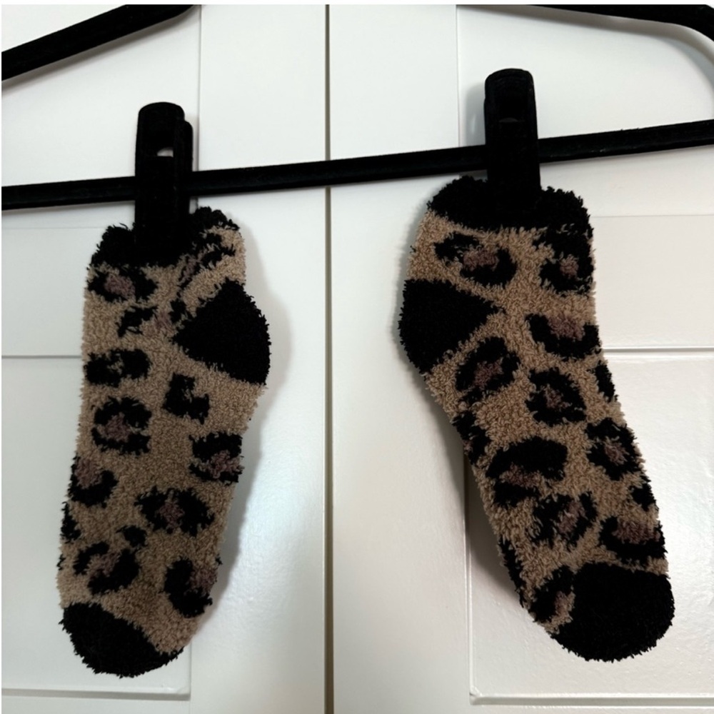 Leopard Print Fuzzy Socks
